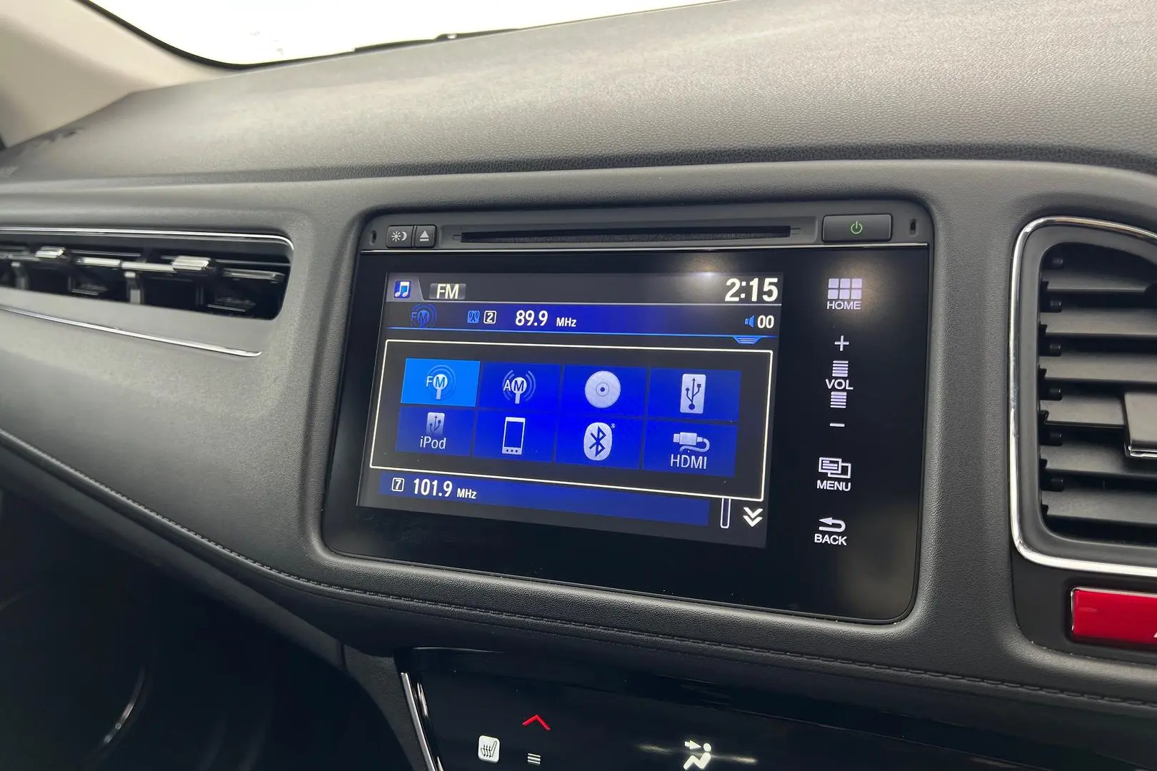2016 Honda HR-V Gallery Image 15