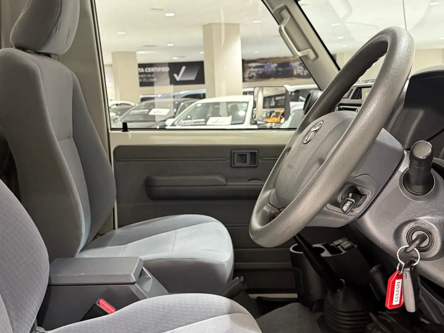 2021 Toyota Landcruiser Gallery Image 16