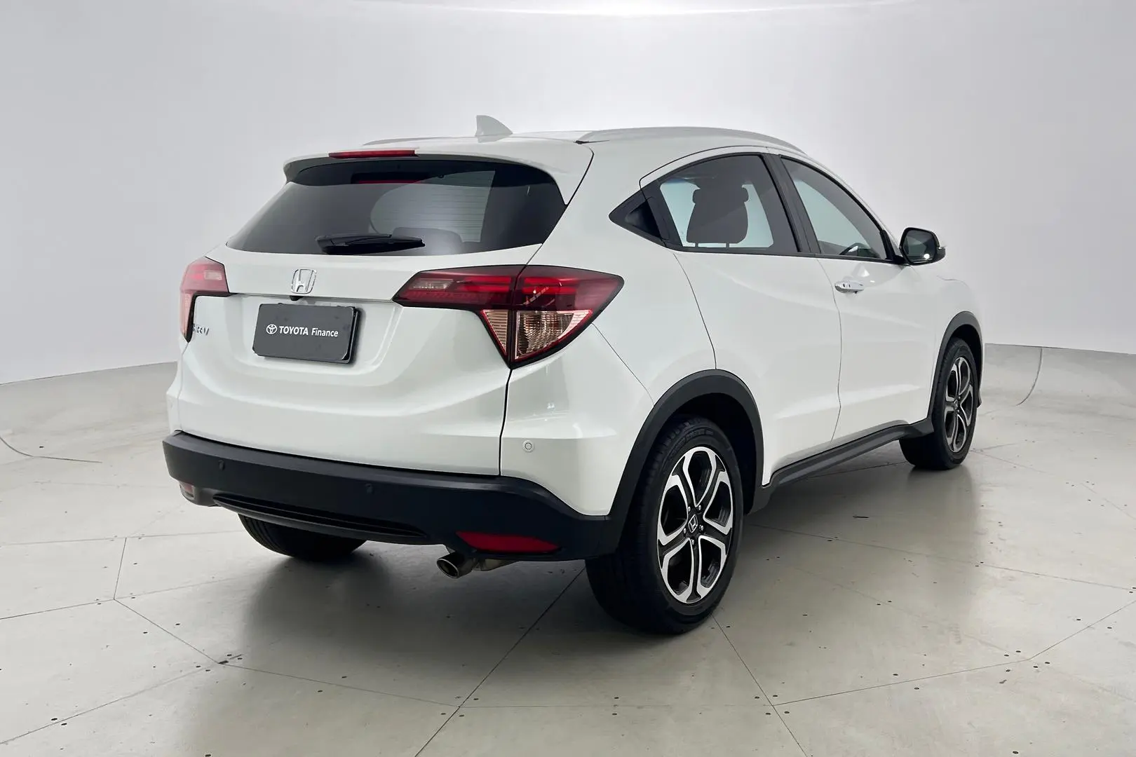 2016 Honda HR-V Gallery Image 6