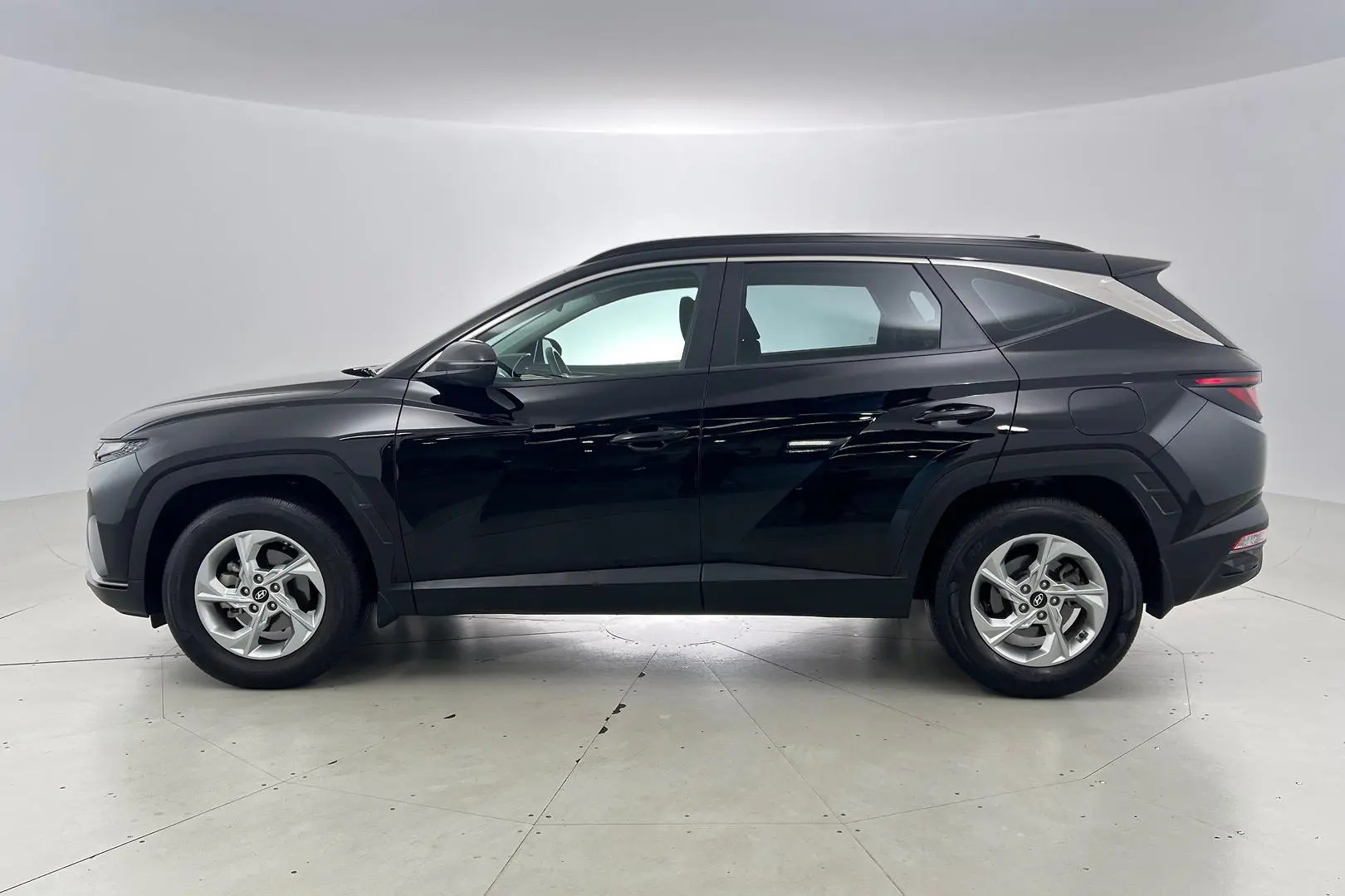 2021 Hyundai Tucson Gallery Image 8