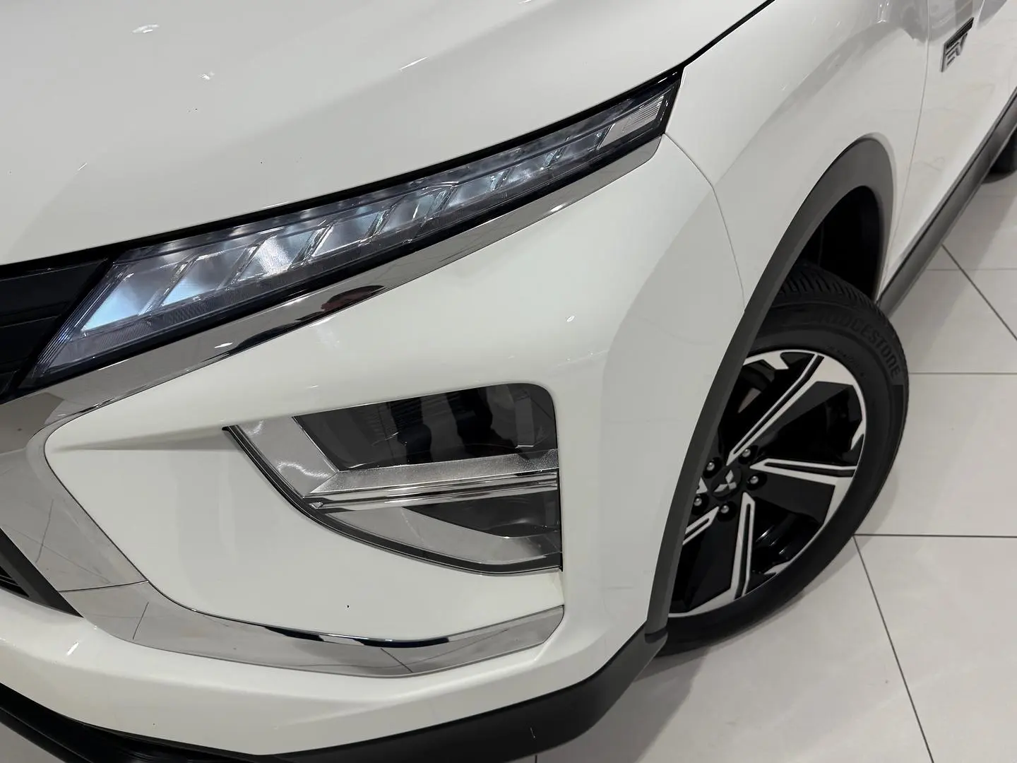 2022 Mitsubishi Eclipse Cross Gallery Image 11