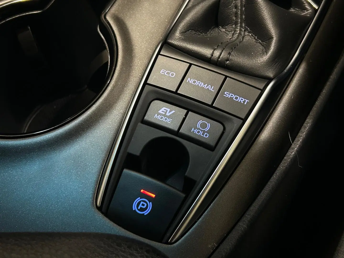 2024 Toyota Camry Gallery Image 18