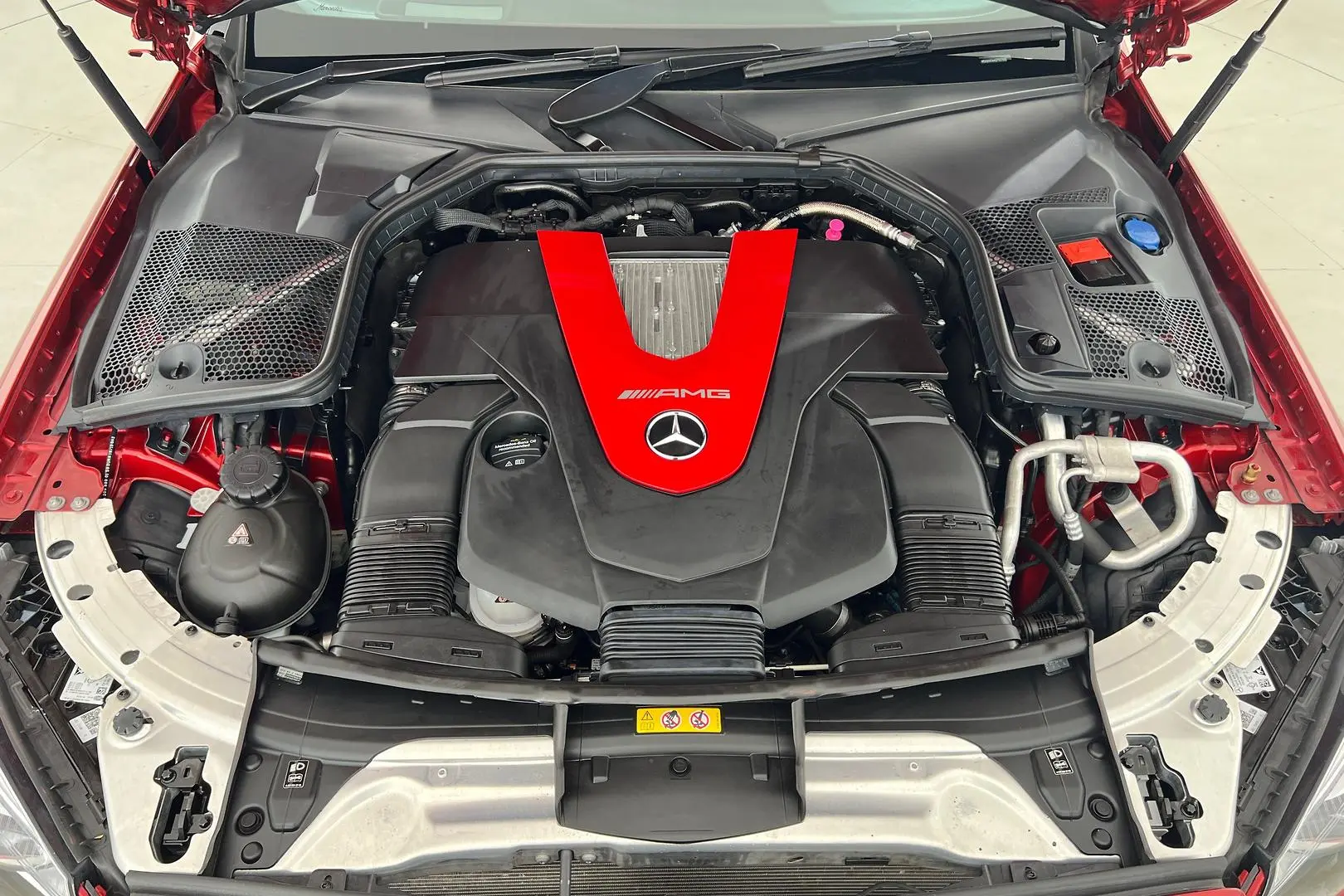 2019 Mercedes-Benz C-Class Gallery Image 24