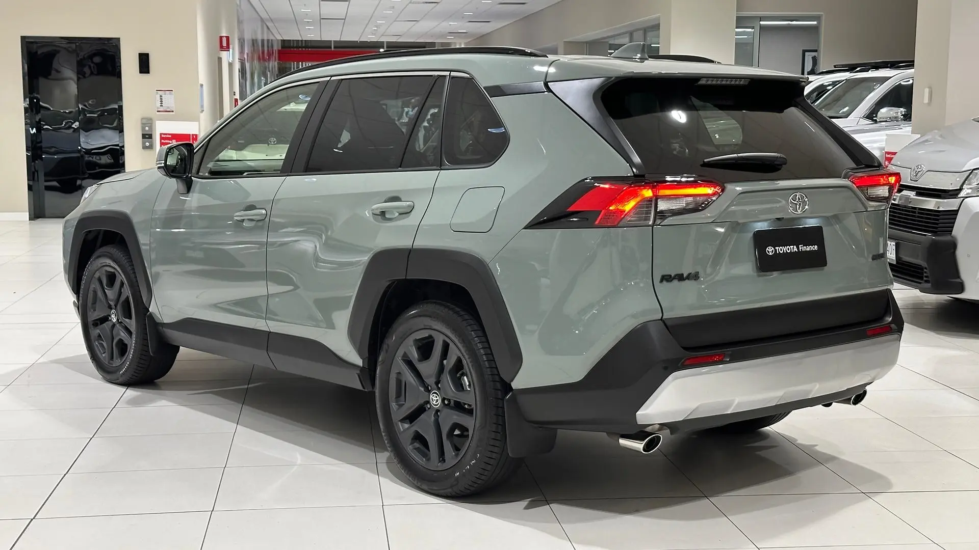 2024 Toyota RAV4 Gallery Image 8