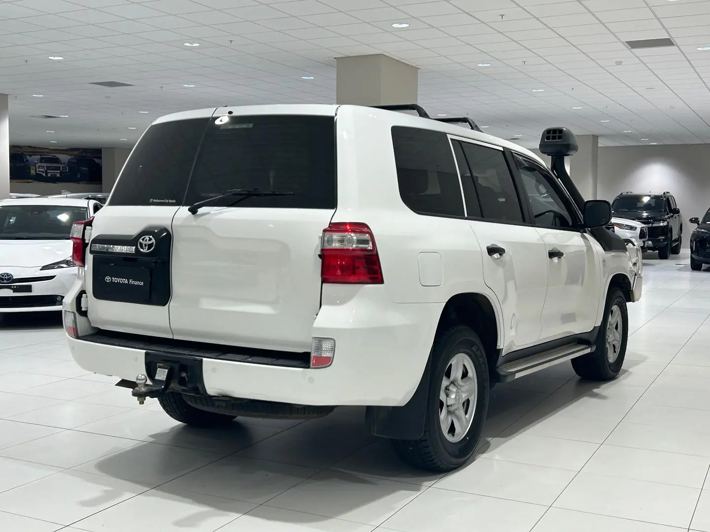 2020 Toyota Landcruiser Image 10