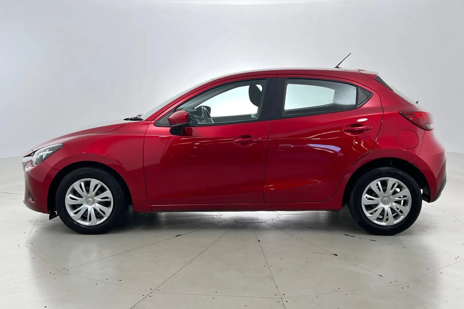 2019 Mazda 2 Gallery Image 7