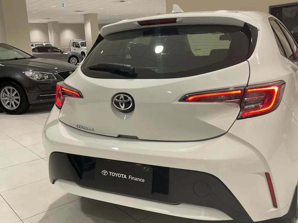 2022 Toyota Corolla Gallery Image 10