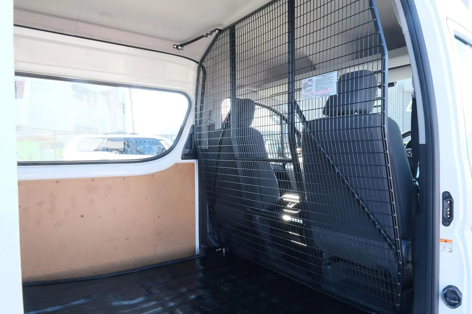 2022 Toyota Hiace Gallery Image 13
