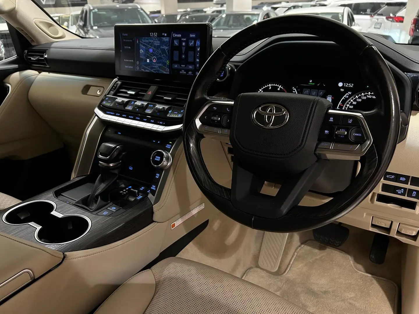 2022 Toyota Landcruiser Gallery Image 11