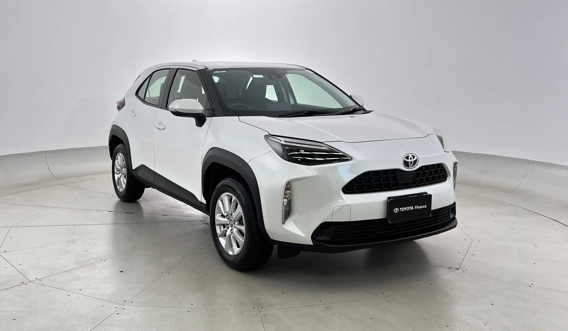 2023 Toyota Yaris Cross Gallery Image 1