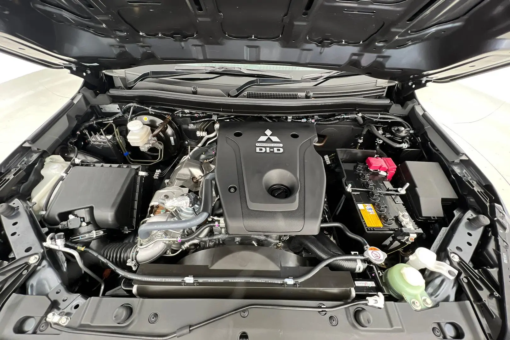 2023 Mitsubishi Triton Gallery Image 23