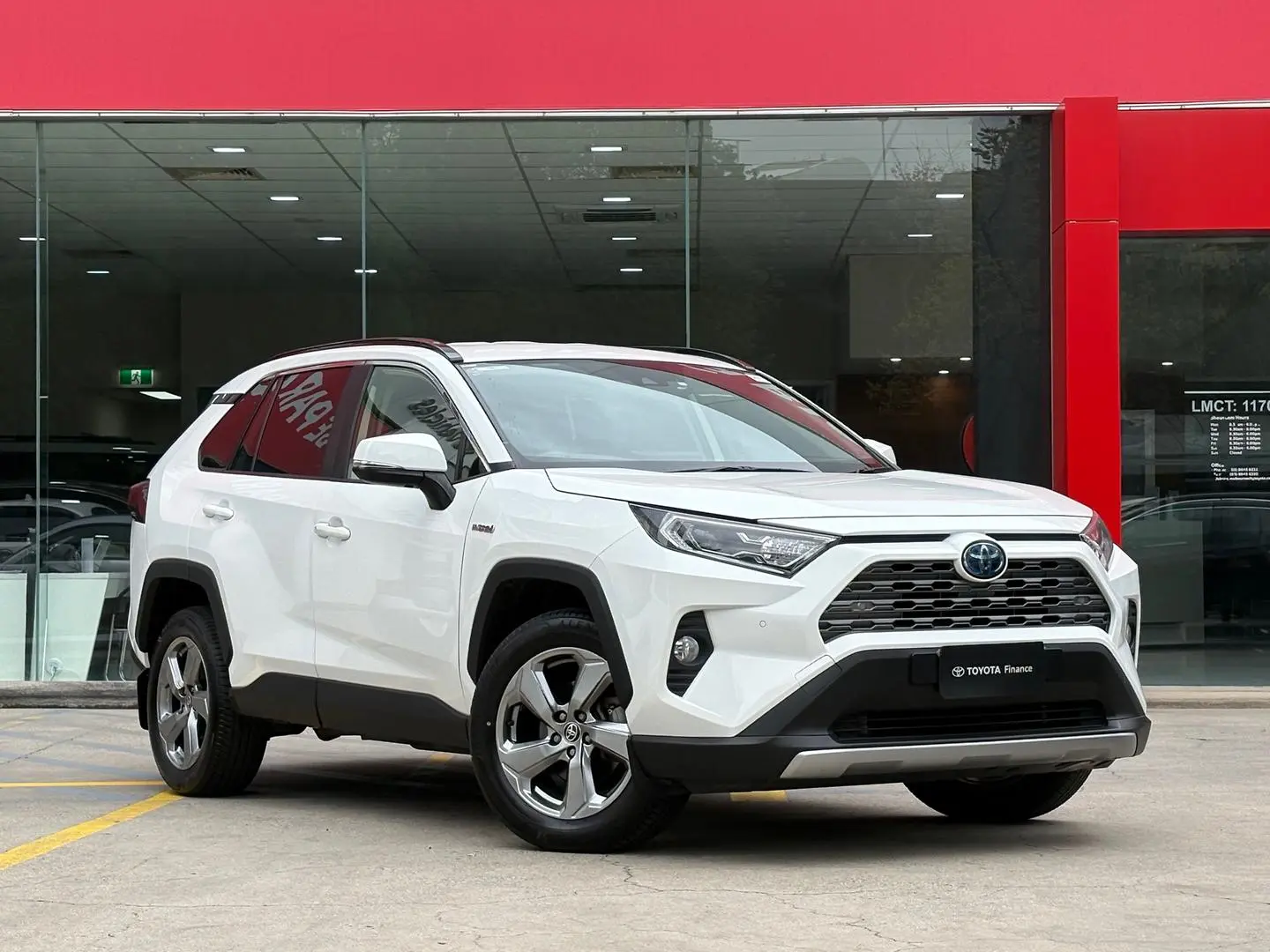 2021 Toyota RAV4 Gallery Image 1