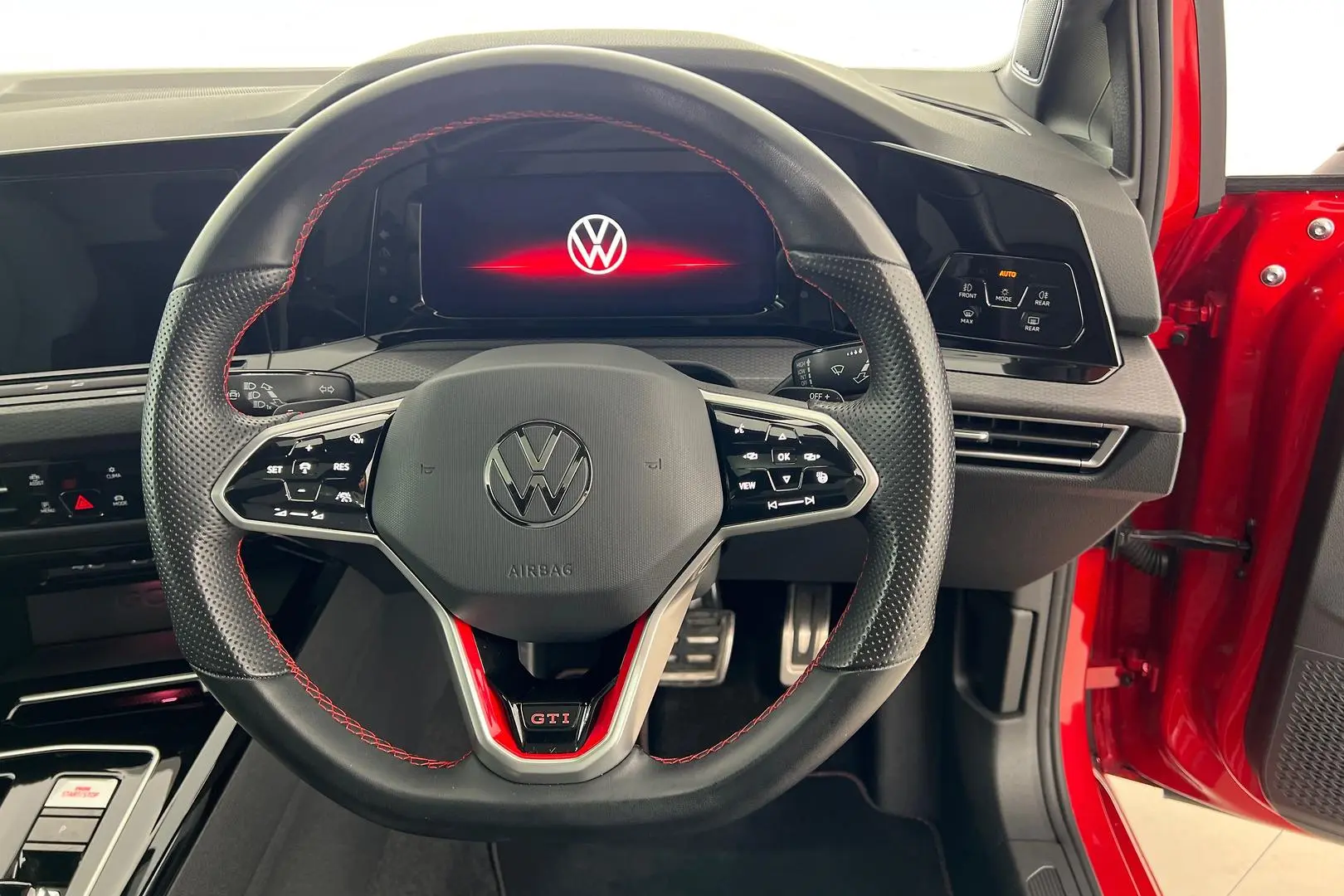 2023 Volkswagen Golf Gallery Image 16