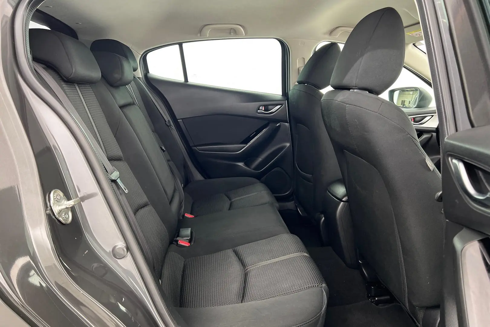 2017 Mazda 3 Gallery Image 15