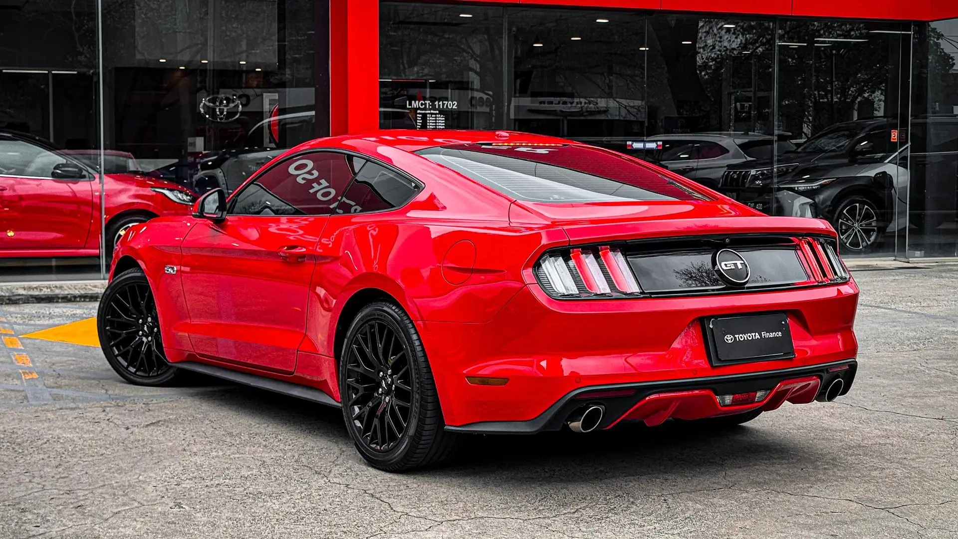 2016 Ford Mustang Image 2