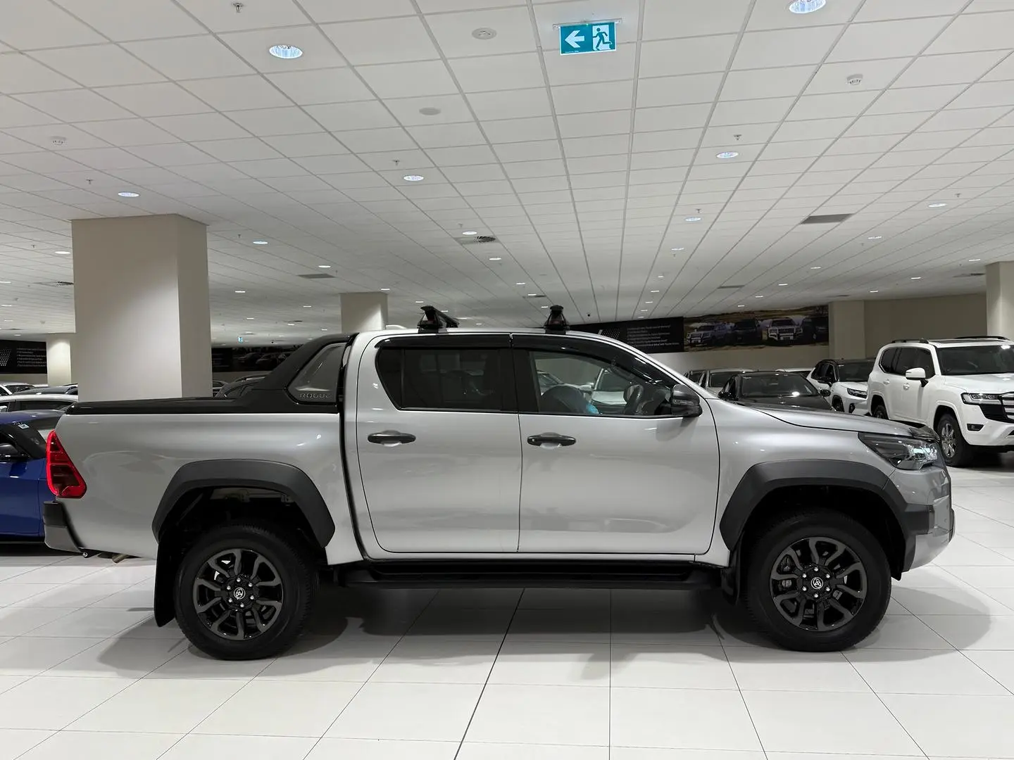2024 Toyota Hilux Gallery Image 2
