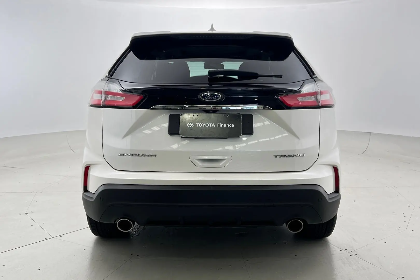 2019 Ford Endura Gallery Image 3