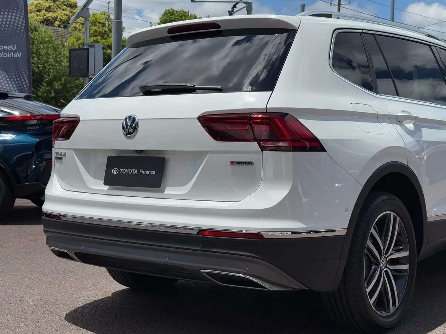 2018 Volkswagen Tiguan Gallery Image 5