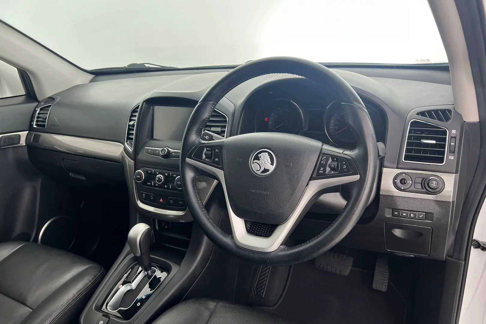 2017 Holden Captiva Gallery Image 13