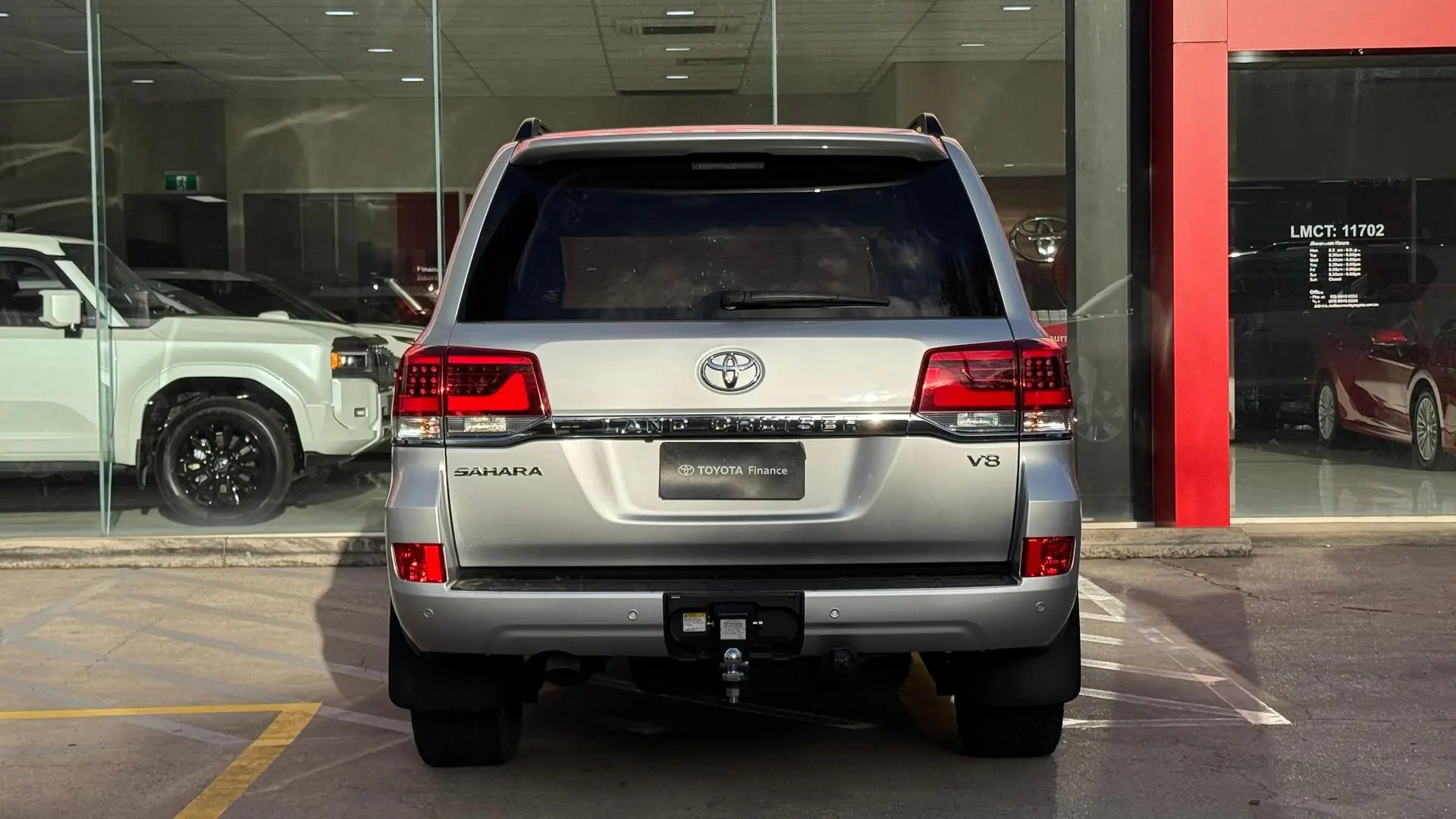 2020 Toyota Landcruiser Gallery Image 8