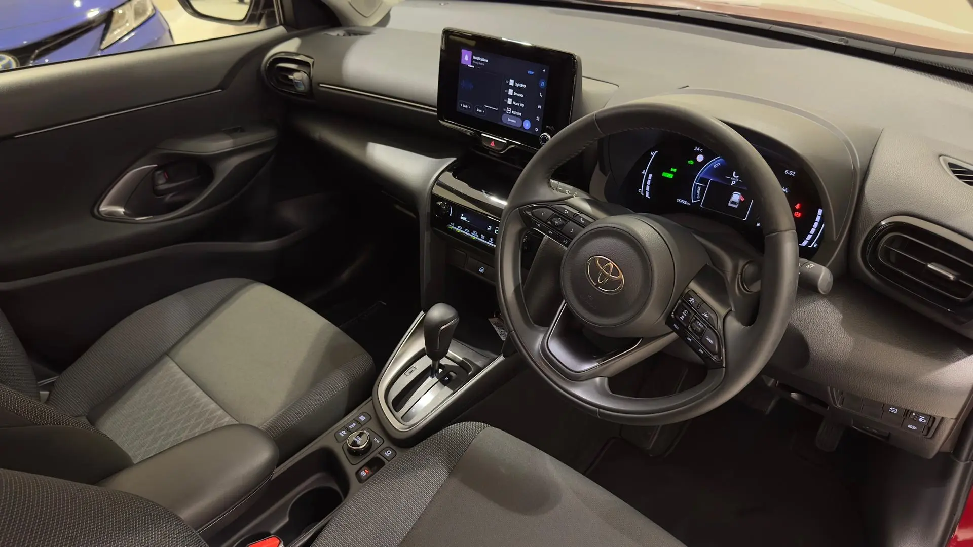 2024 Toyota Yaris Cross Gallery Image 11