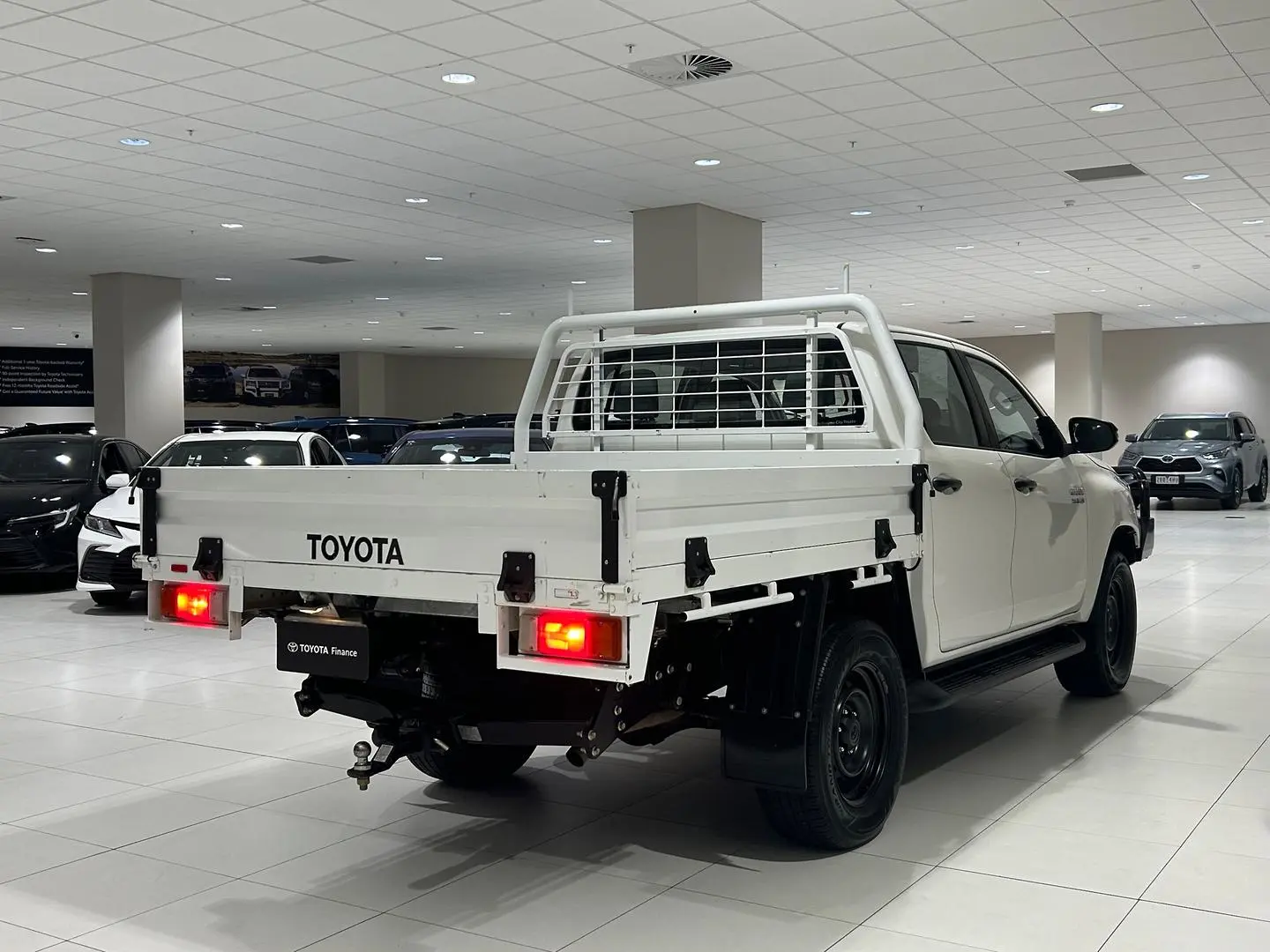 2021 Toyota Hilux Gallery Image 10