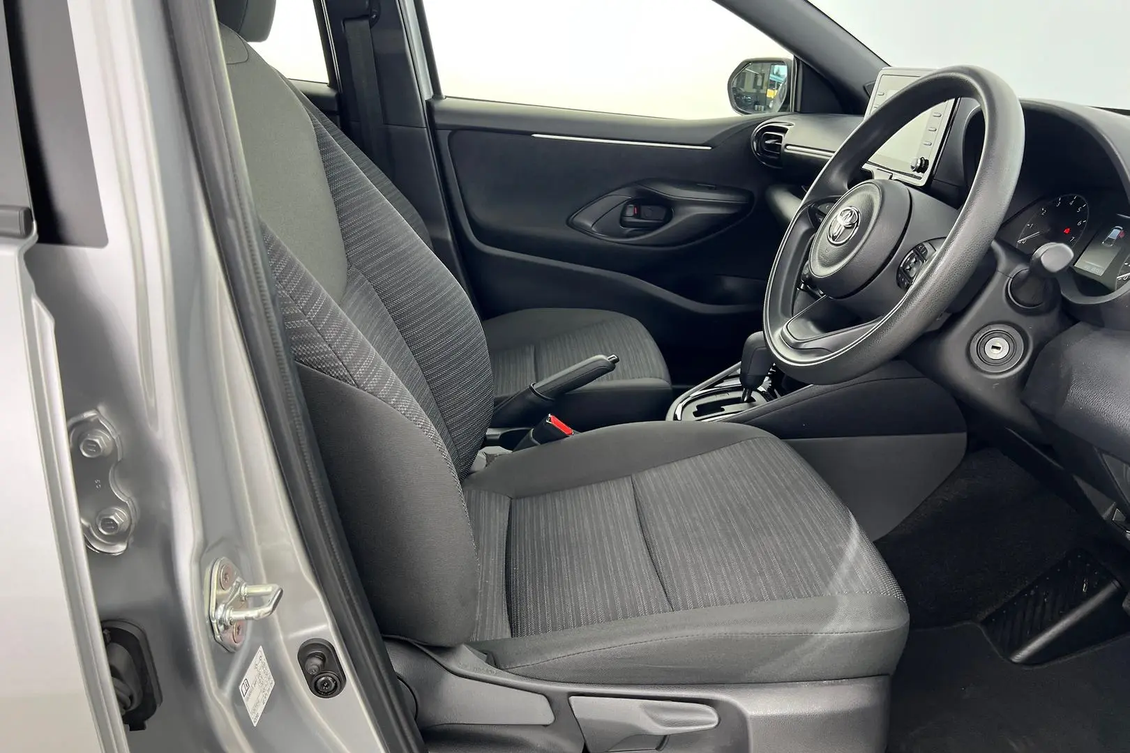 2023 Toyota Yaris Gallery Image 11