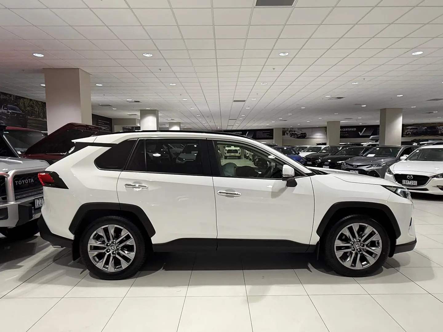 2024 Toyota RAV4 Gallery Image 2