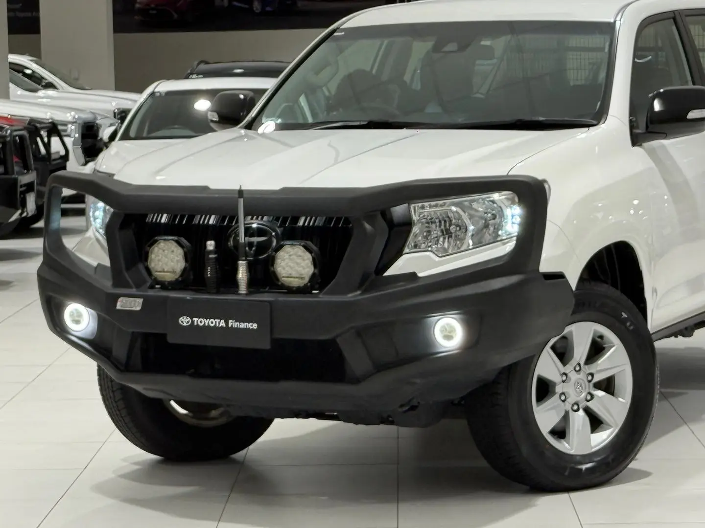 2021 Toyota Landcruiser Prado Gallery Image 7