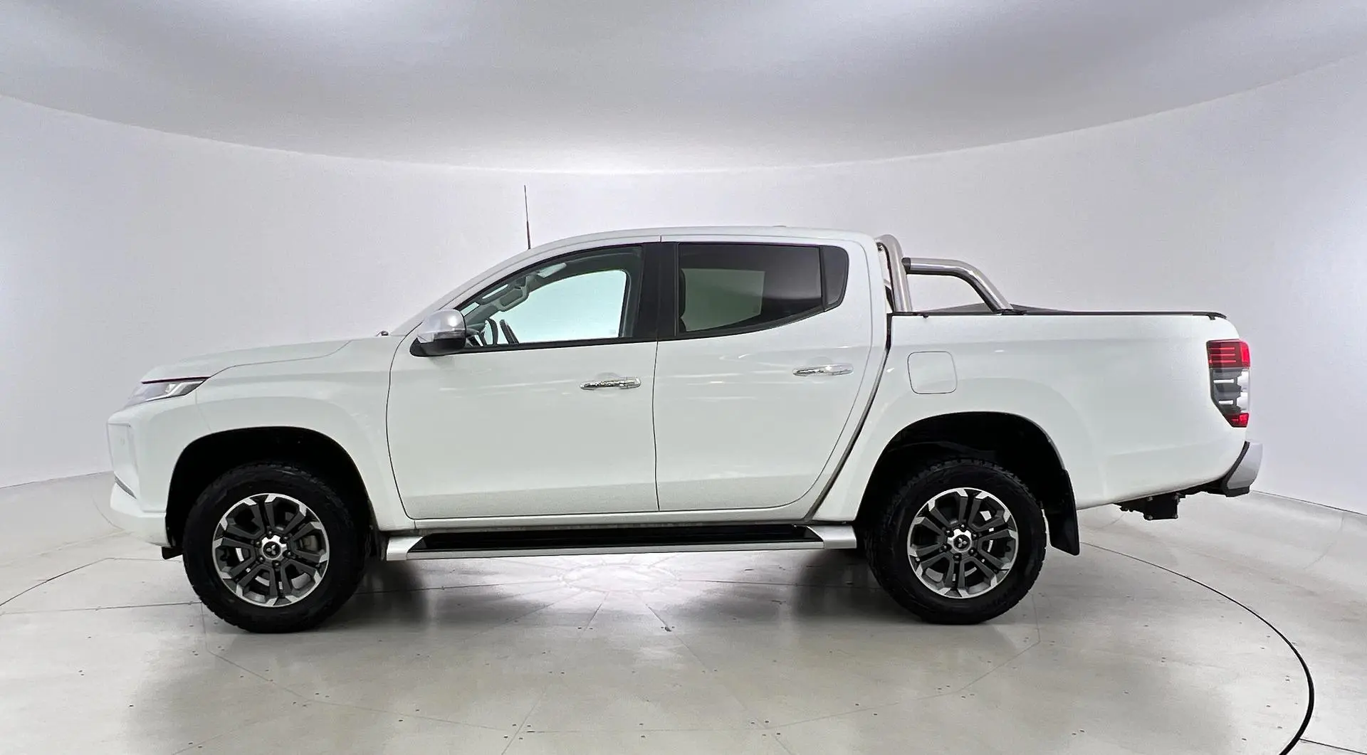 2019 Mitsubishi Triton Image 5