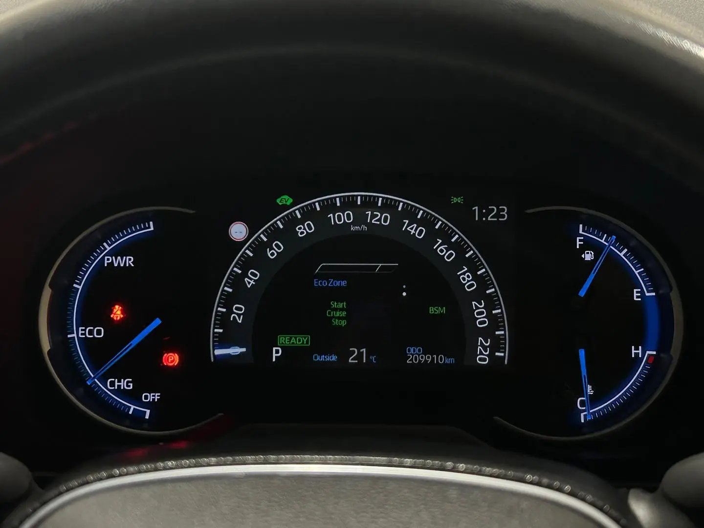 2021 Toyota RAV4 Gallery Image 19