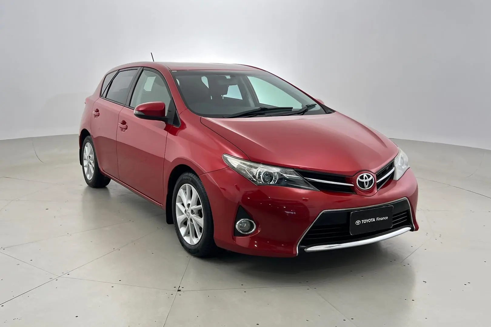 2014 Toyota Corolla Gallery Image 1