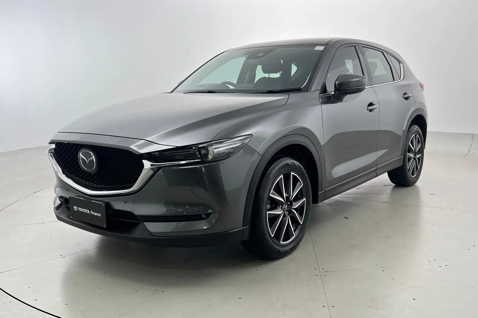 2018 Mazda CX-5 Gallery Image 2