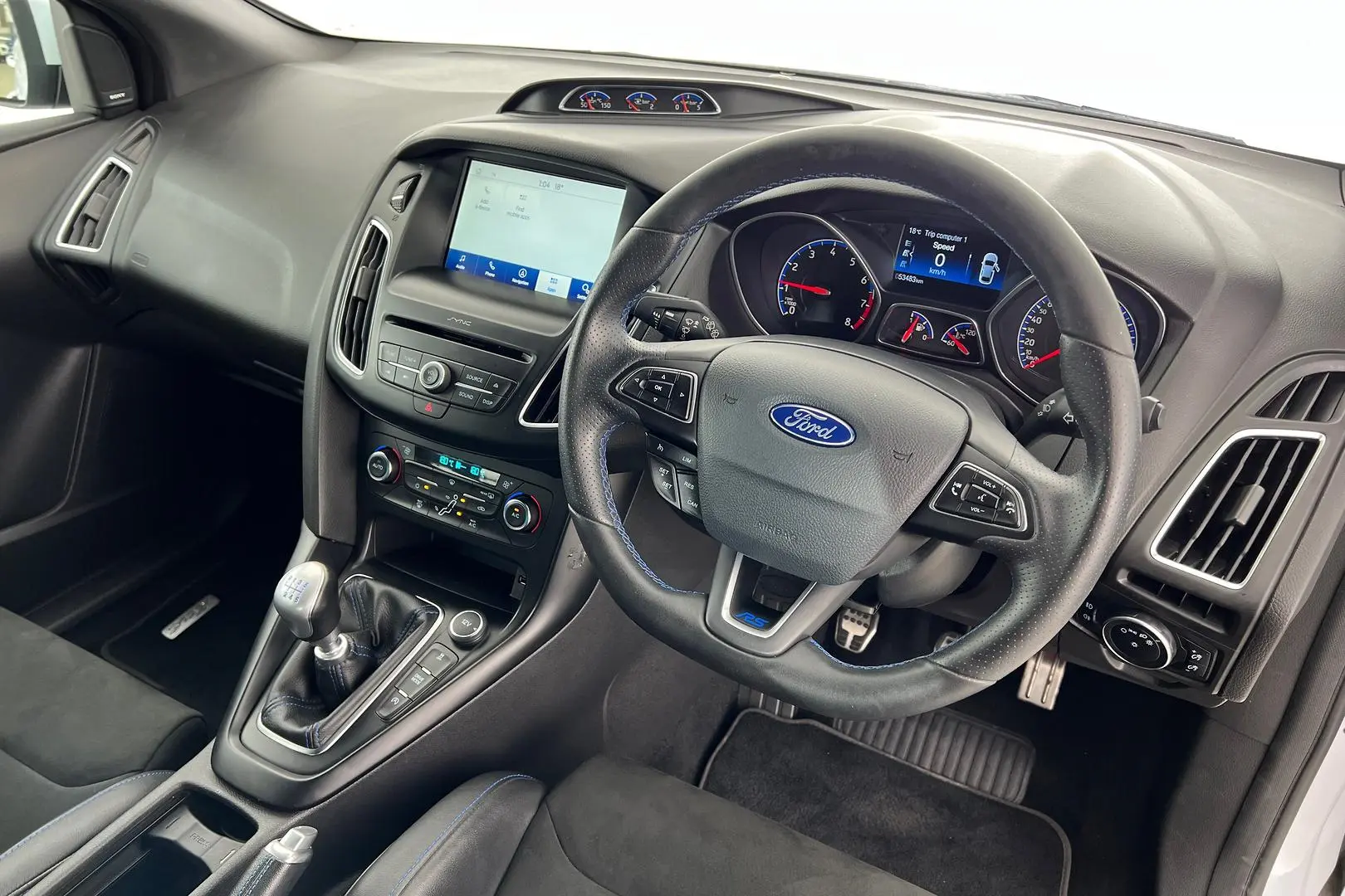 2017 Ford Focus Gallery Image 3