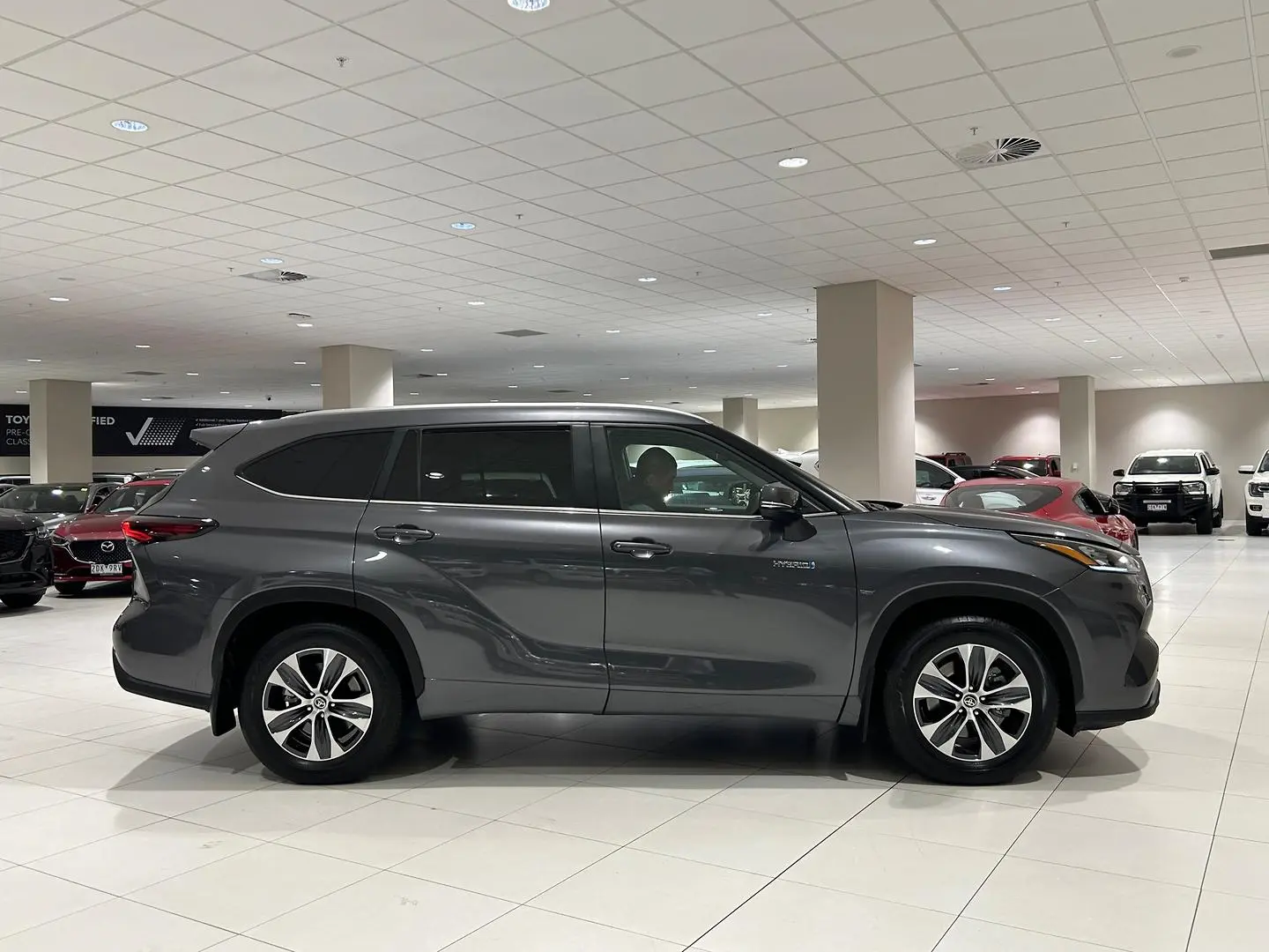 2024 Toyota Kluger Gallery Image 2