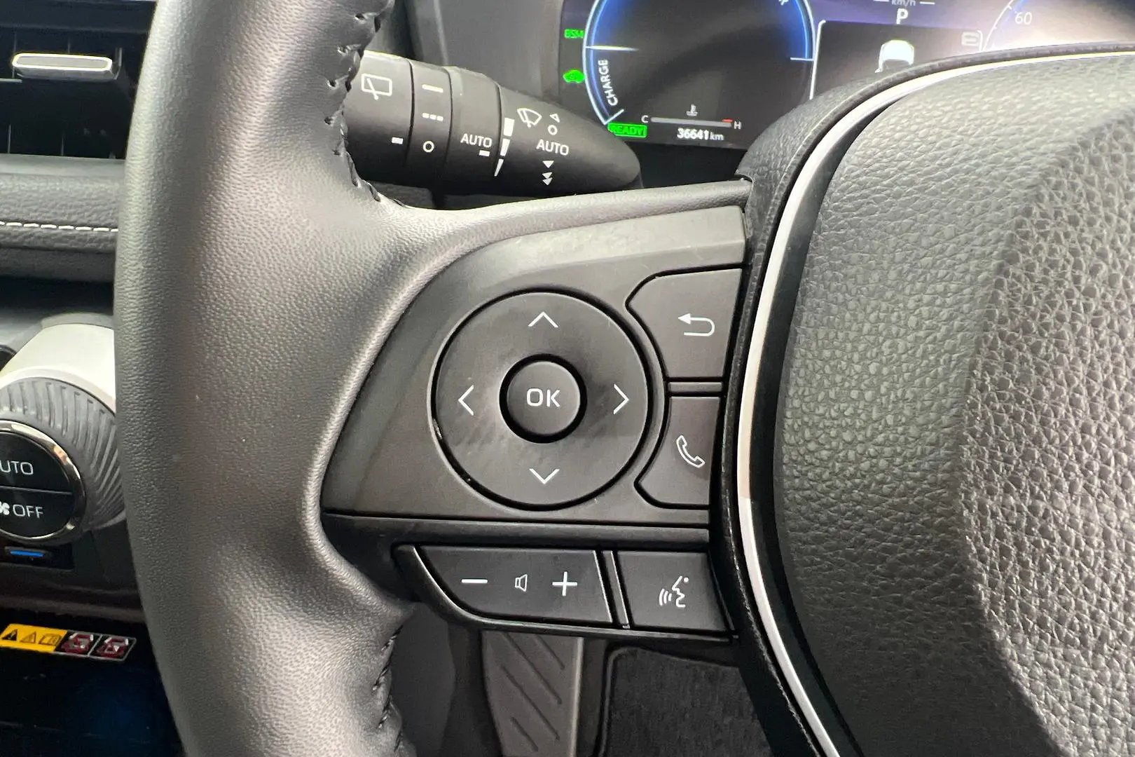 2023 Toyota RAV4 Gallery Image 16