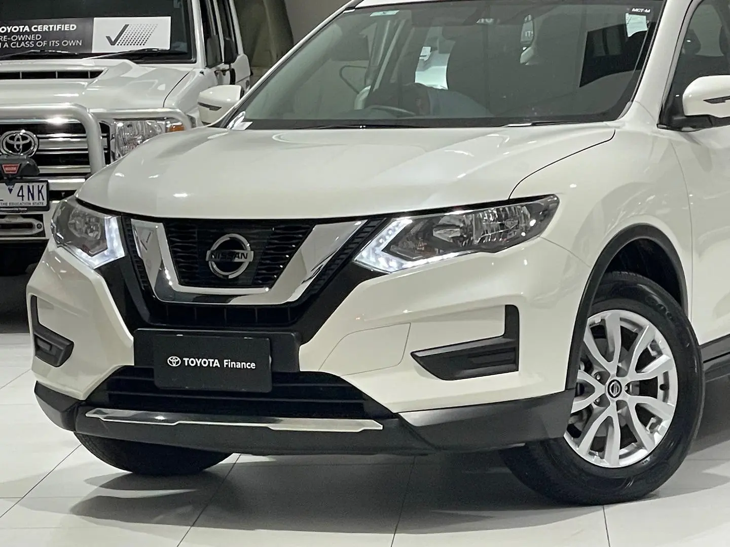 2022 Nissan X-Trail Gallery Image 6