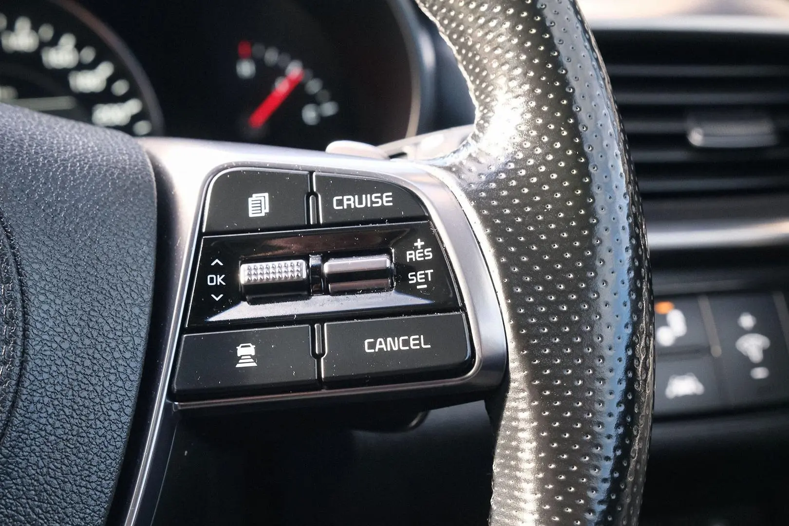 2018 Kia Sorento Gallery Image 16