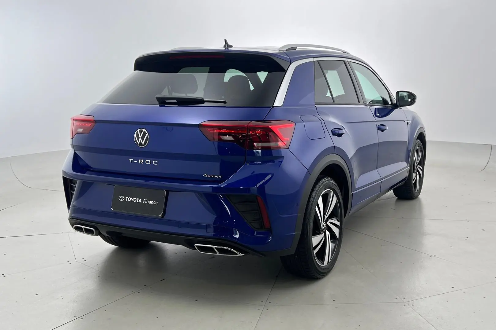 2023 Volkswagen T-Roc Gallery Image 4