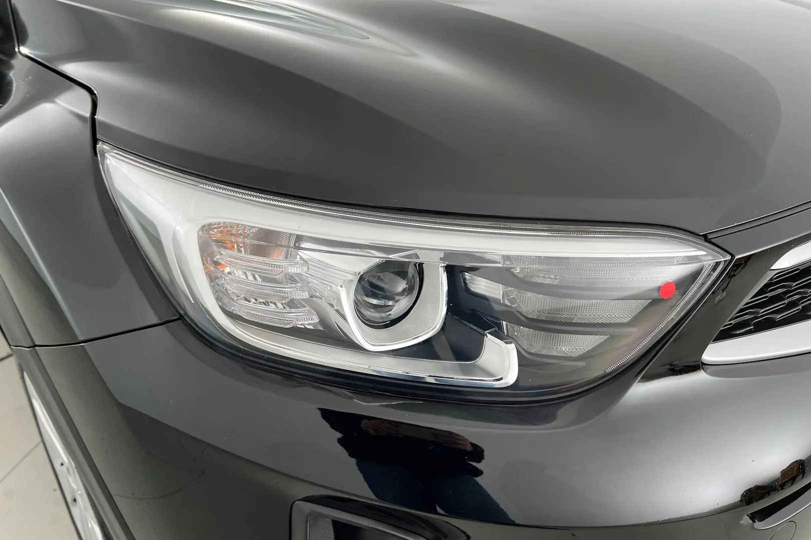 2022 Kia Stonic Gallery Image 2