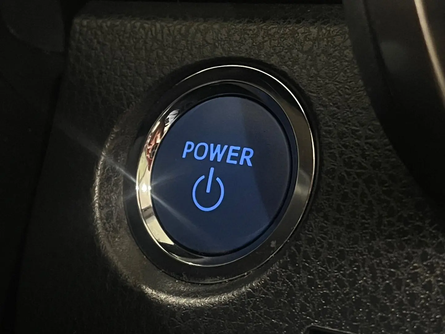 2021 Toyota Camry Gallery Image 24