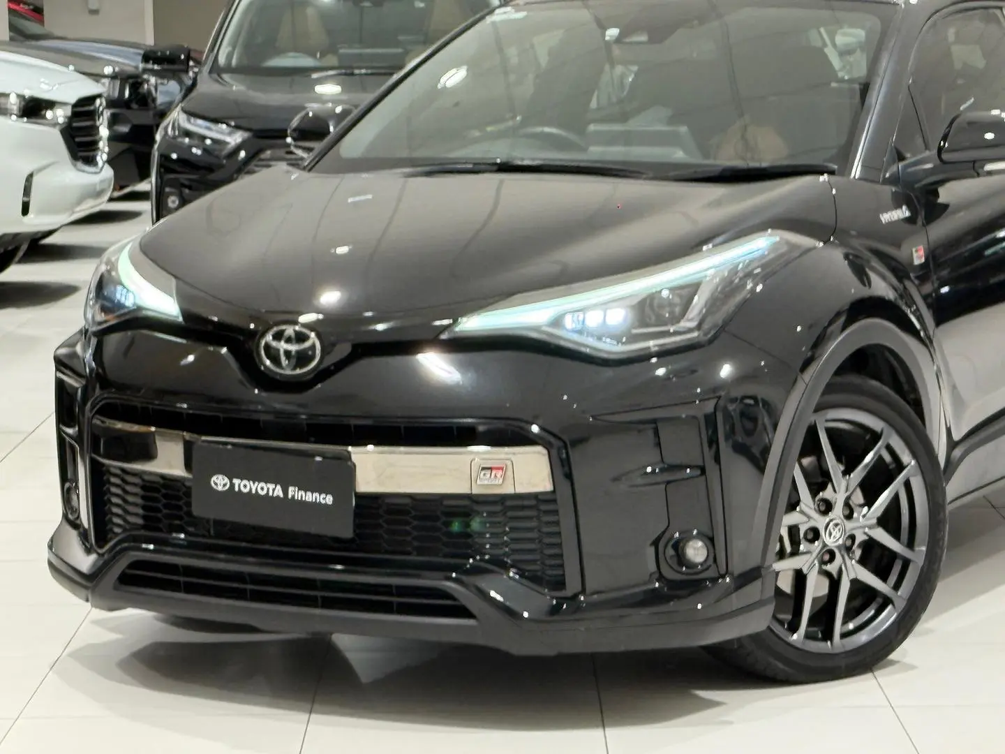 2021 Toyota C-HR Gallery Image 7