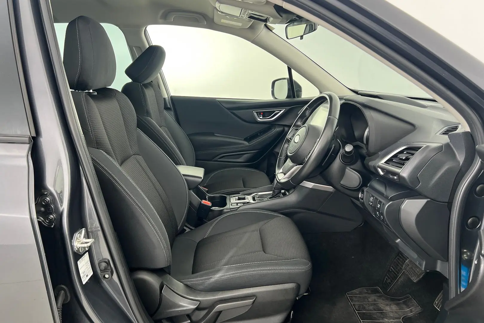 2023 Subaru Forester Gallery Image 12
