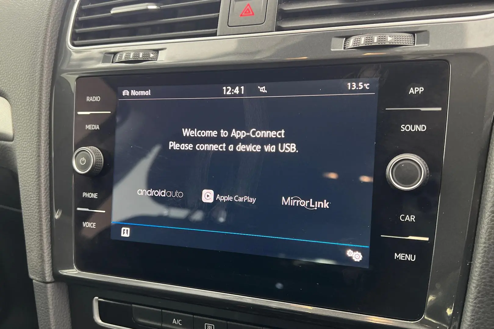 2018 Volkswagen Golf Gallery Image 18
