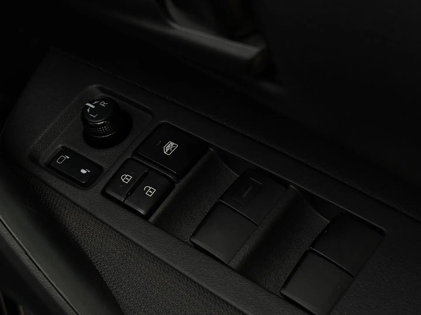 2020 Toyota Corolla Gallery Image 21