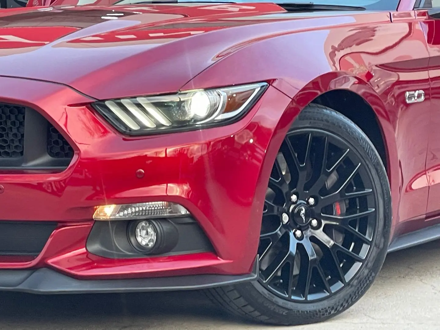 2017 Ford Mustang Gallery Image 7