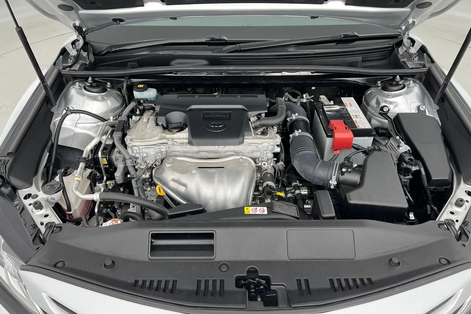 2019 Toyota Camry Gallery Image 23