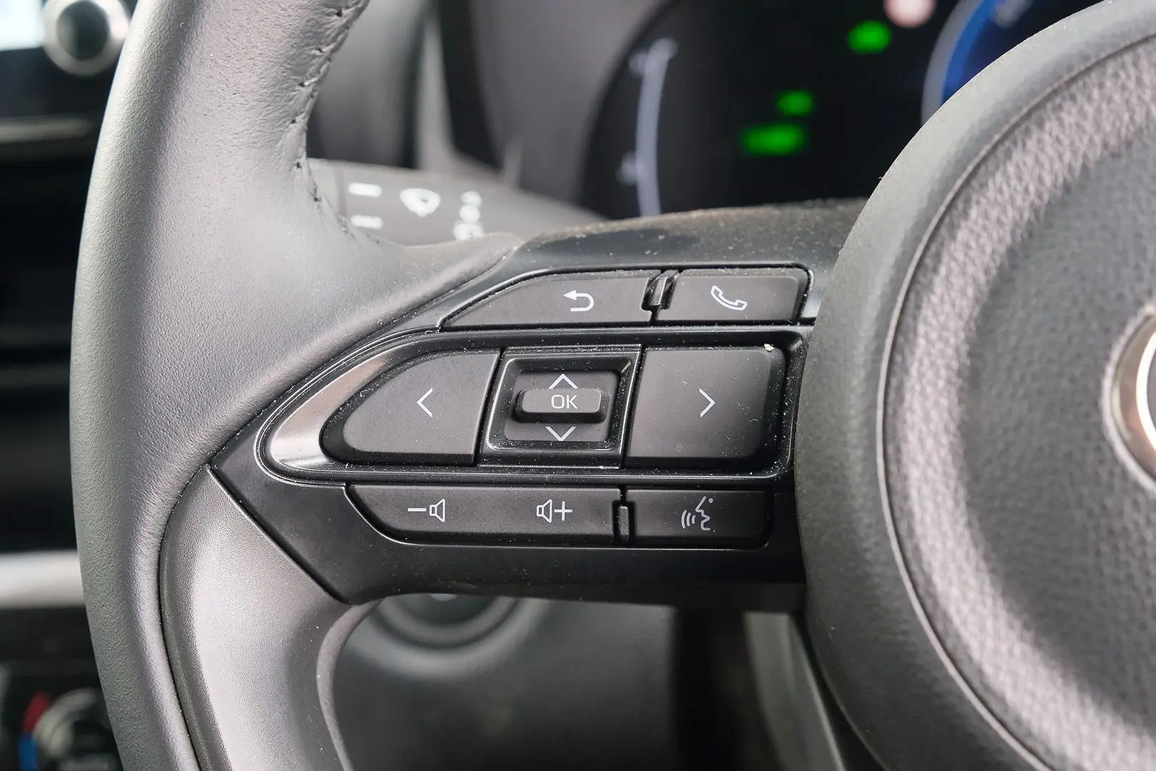 2024 Toyota Yaris Cross Gallery Image 15