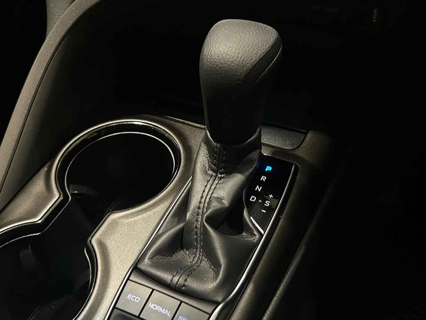 2024 Toyota Camry Gallery Image 17