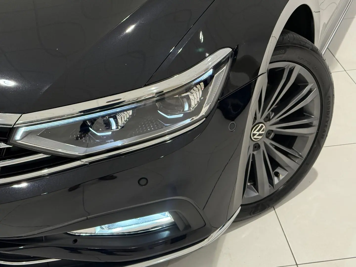 2022 Volkswagen Passat Gallery Image 11